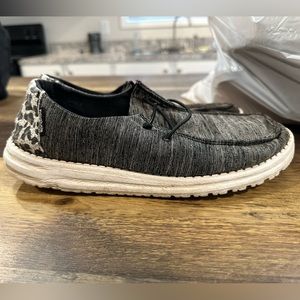 Hey dude women’s size 8